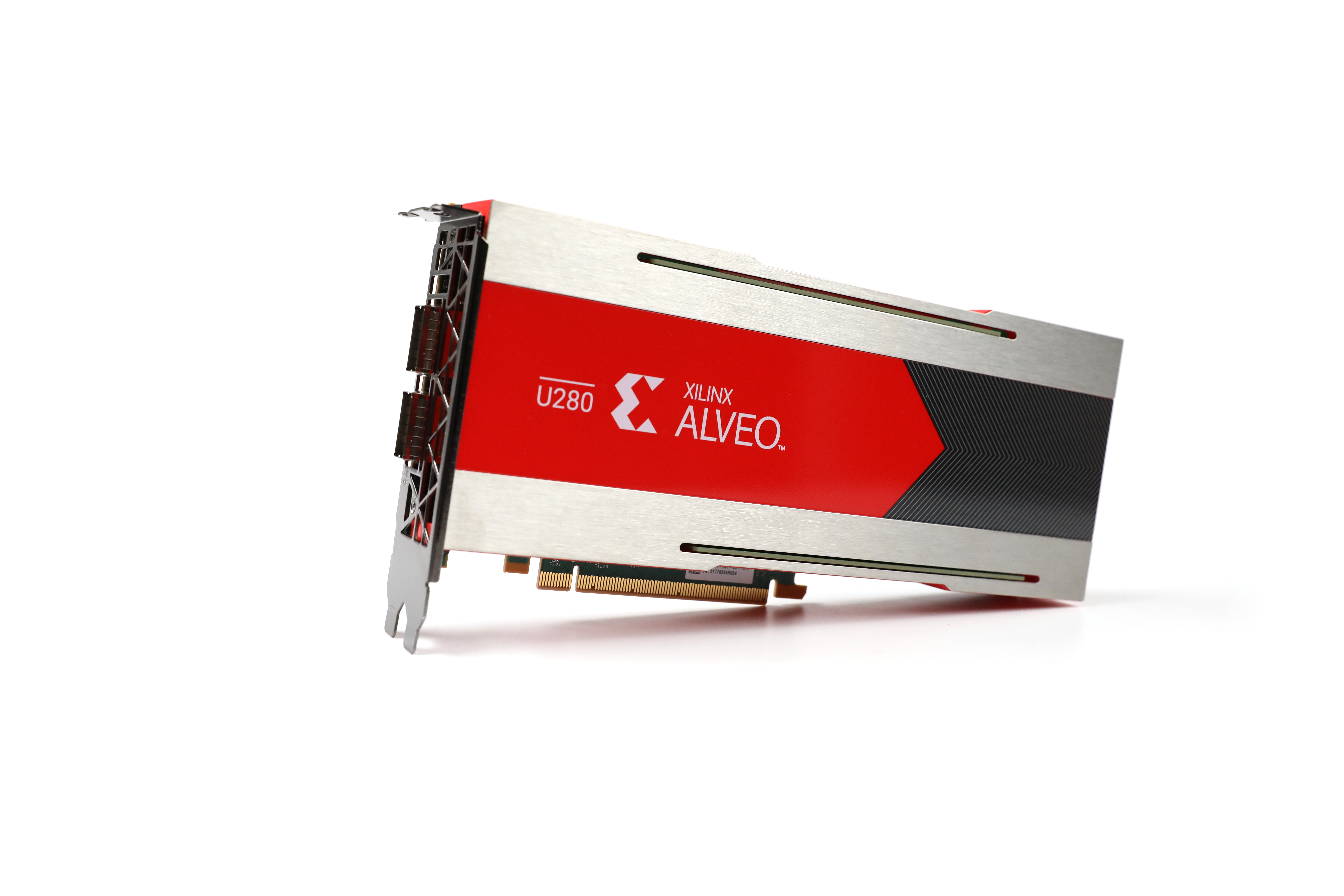одна из самых высокопроизводительных ускорительных плат Xilinx – Alveo U280.