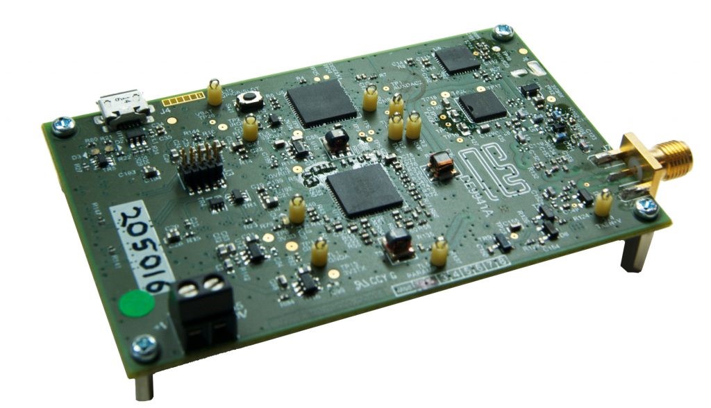 Отладочная плата с модемом для беспроводной передачи данных CMX7364 от CML Microcircuits
